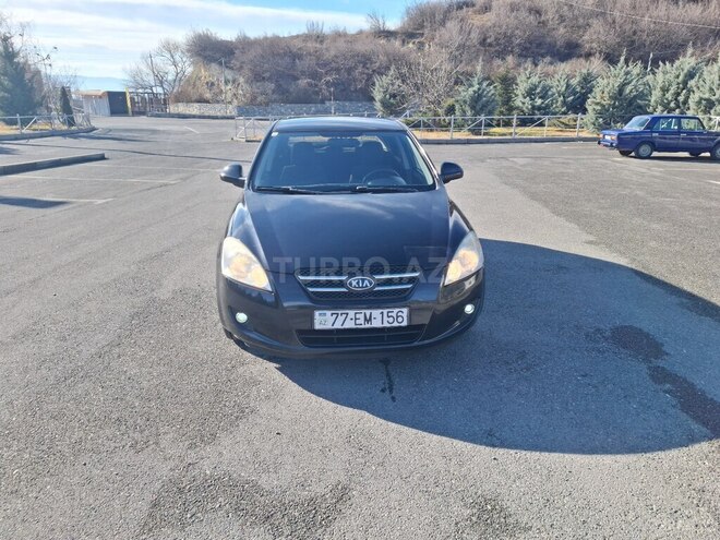 Kia Ceed 2008, 298,000 km - 1.6 л - Şəki