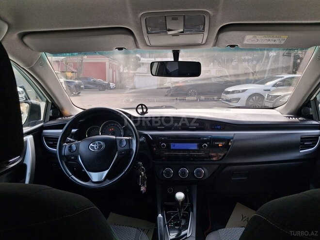 Toyota Corolla 2015, 177,000 km - 1.6 l - Bakı
