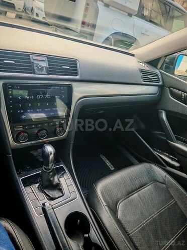 Volkswagen Passat (North America) 2013, 228,000 km - 1.8 l - Bakı