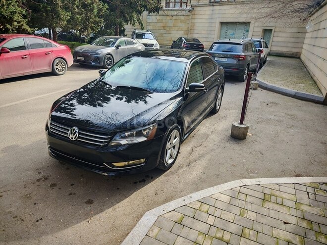 Volkswagen Passat (North America) 2013, 228,000 km - 1.8 l - Bakı