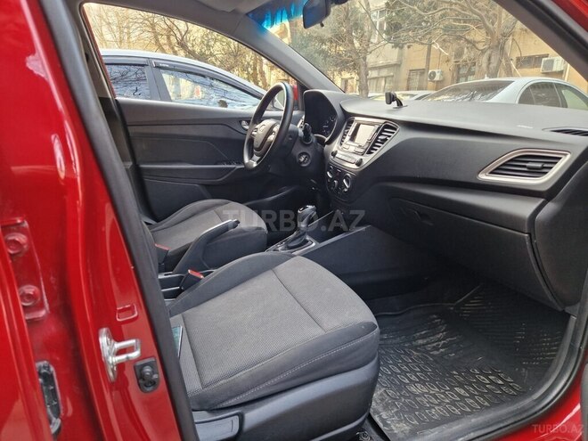 Hyundai Accent 2018, 186,000 km - 1.6 l - Bakı