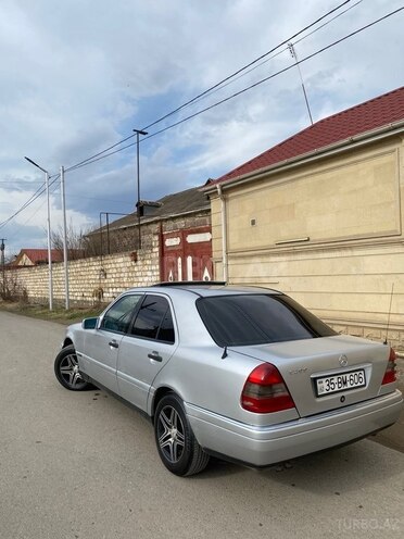 Mercedes C 200 1995, 385,000 km - 2.0 л - Qazax