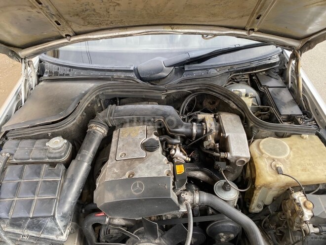 Mercedes C 200 1995, 385,000 km - 2.0 л - Qazax