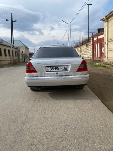 Mercedes C 200 1995, 385,000 km - 2.0 л - Qazax