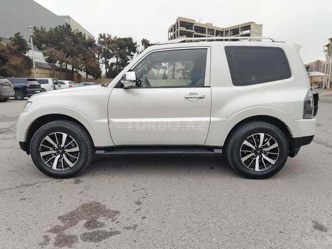 Mitsubishi Pajero 2007, 179,000 km - 3.0 l - Bakı
