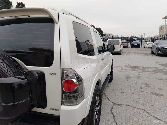 Mitsubishi Pajero 2007, 179,000 km - 3.0 l - Bakı