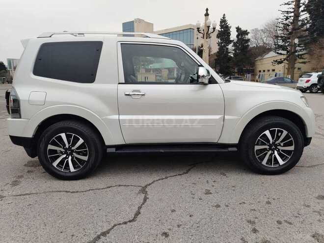 Mitsubishi Pajero 2007, 179,000 km - 3.0 l - Bakı