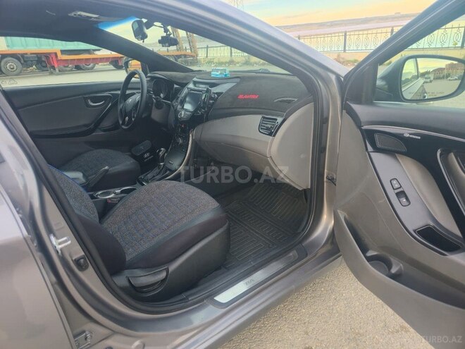 Hyundai Elantra 2014, 209,215 km - 1.8 l - Bakı