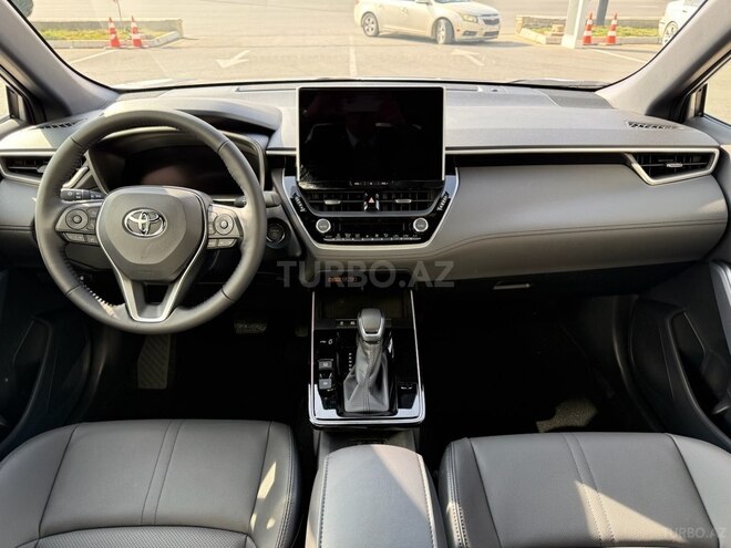 Toyota Corolla Cross-13