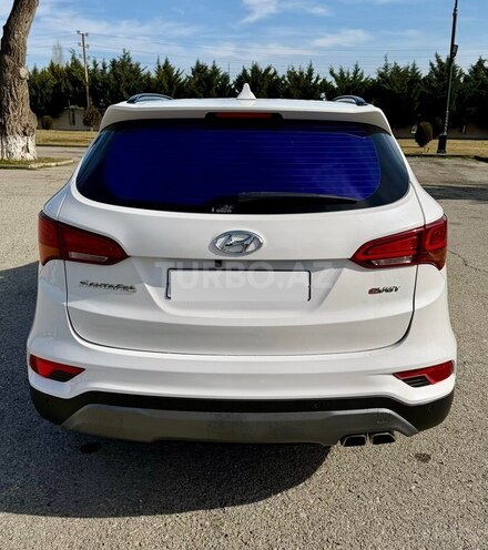 Hyundai Santa Fe 2015, 218,800 km - 2.0 l - Xudat