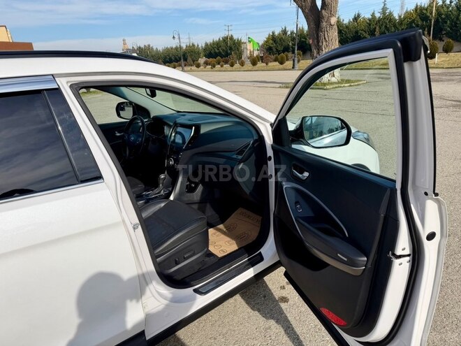 Hyundai Santa Fe 2015, 218,800 km - 2.0 l - Xudat