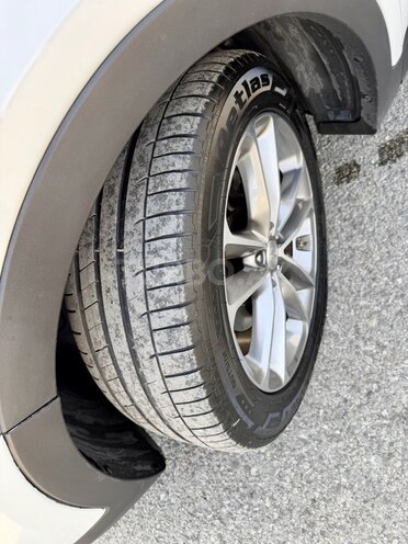 Hyundai Santa Fe 2015, 218,800 km - 2.0 l - Xudat