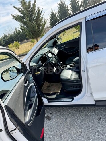 Hyundai Santa Fe 2015, 218,800 km - 2.0 l - Xudat