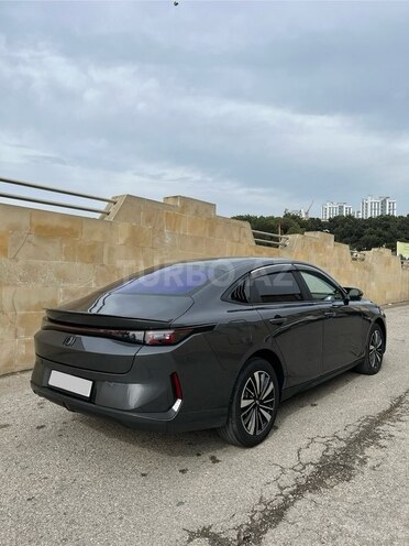 Changan Qiyuan A05 2025, 18,300 km - 1.5 л - Bakı