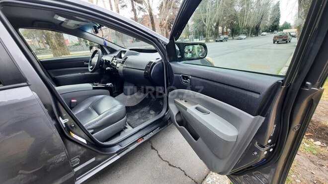 Toyota Prius 2009, 400,000 km - 1.5 l - Qax