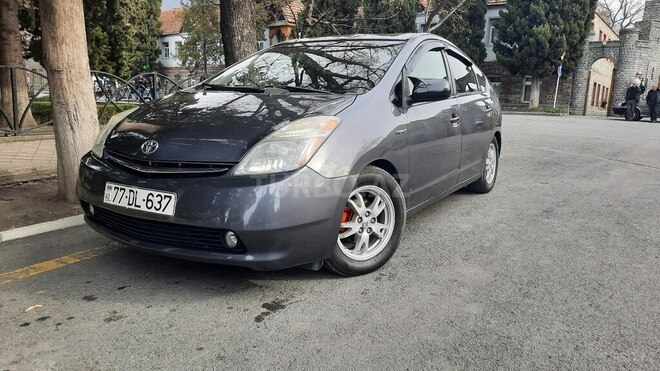 Toyota Prius 2009, 400,000 km - 1.5 l - Qax