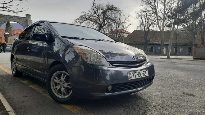 Toyota Prius 2009, 400,000 km - 1.5 l - Qax