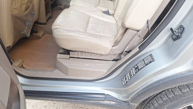 Volvo XC90-10