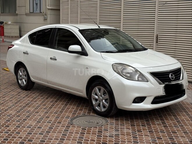 Nissan Sunny 2013, 189,000 km - 1.5 л - Bakı