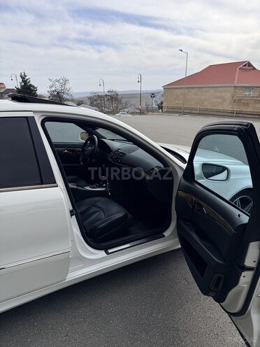 Mercedes E 320 2004, 269,000 km - 3.2 л - Şamaxı