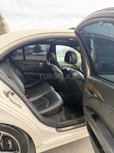 Mercedes E 320 2004, 269,000 km - 3.2 л - Şamaxı