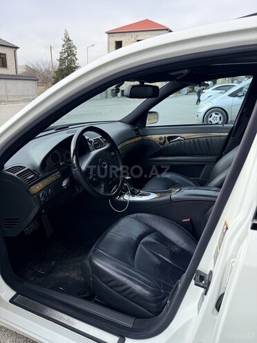 Mercedes E 320 2004, 269,000 km - 3.2 л - Şamaxı