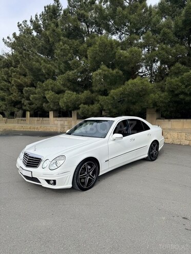 Mercedes E 320 2004, 269,000 km - 3.2 л - Şamaxı