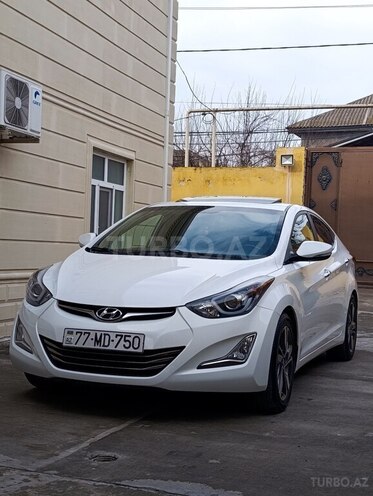 Hyundai Elantra-1
