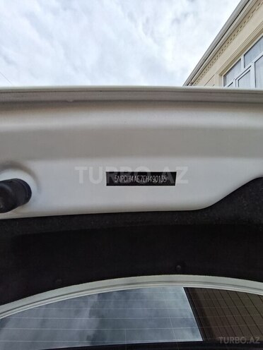 Hyundai Elantra-18