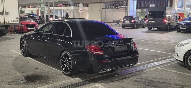 Mercedes E 200 d 2017, 204,000 km - 2.0 l - Bakı