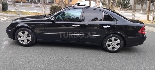 Mercedes E 220 2006, 247,548 km - 2.2 l - Bakı