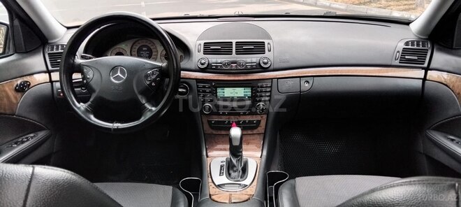Mercedes E 220 2006, 247,548 km - 2.2 l - Bakı