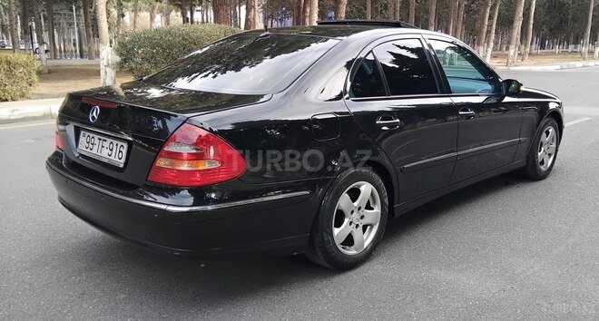 Mercedes E 220 2006, 247,548 km - 2.2 l - Bakı