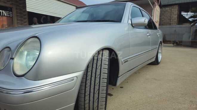 Mercedes E 320 2000, 385,000 km - 3.2 l - Şirvan