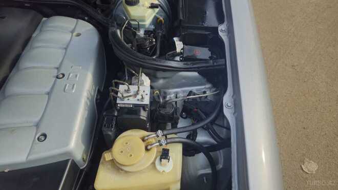 Mercedes E 320 2000, 385,000 km - 3.2 l - Şirvan