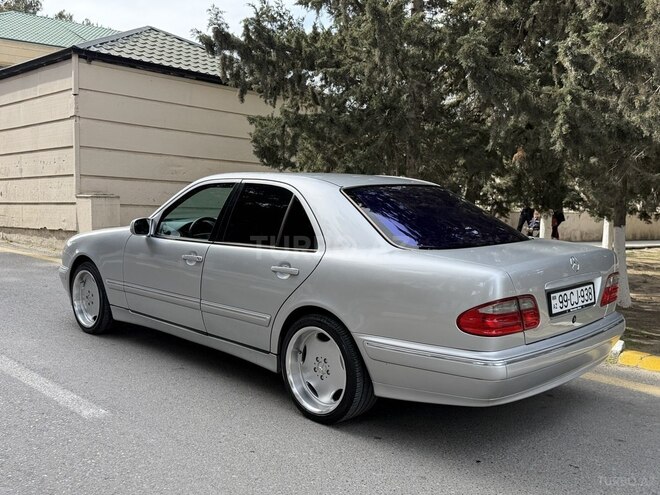 Mercedes E 240 2000, 359,000 km - 2.4 l - Xırdalan