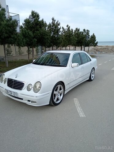 Mercedes E 240-7