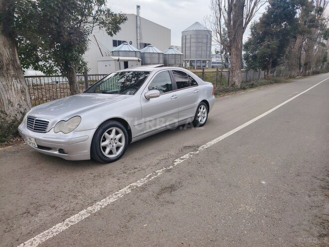 Mercedes C 240 2001, 388,564 km - 2.6 л - Lənkəran