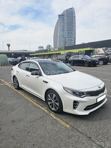 Kia K5-3