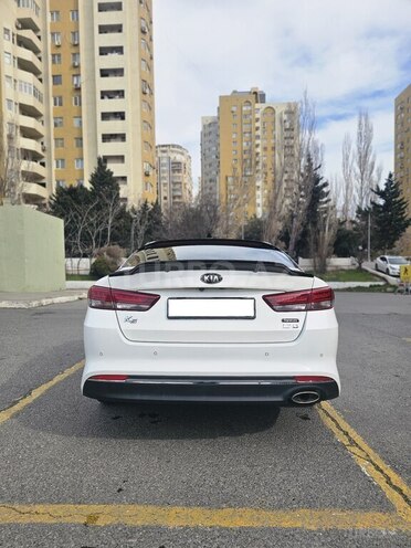 Kia K5-5