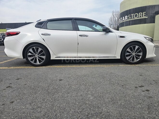 Kia K5-8