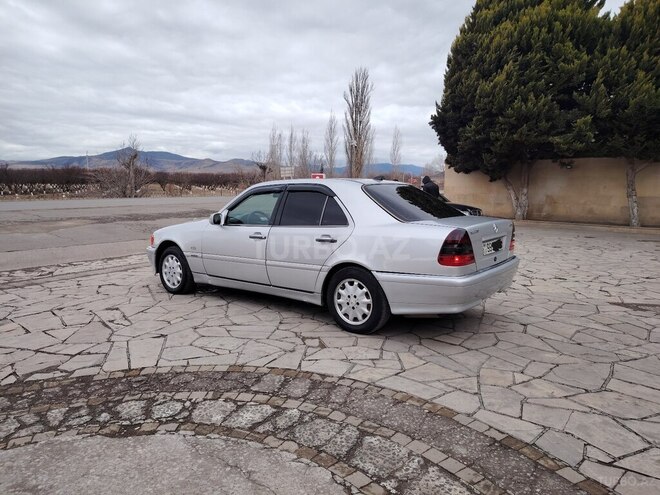 Mercedes C 220 1998, 408,520 km - 2.2 л - Qazax