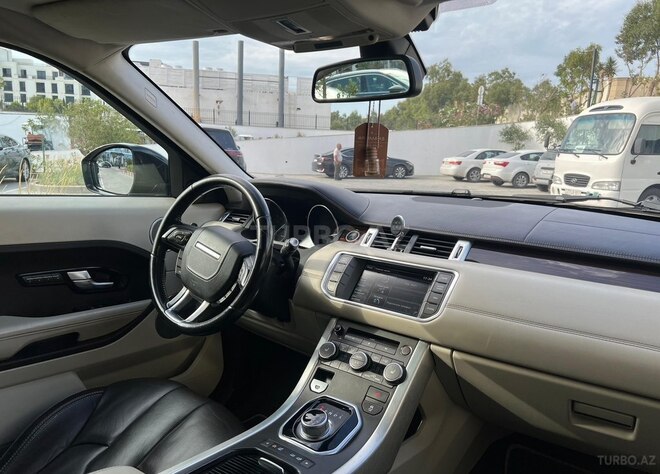 Land Rover RR Evoque-7