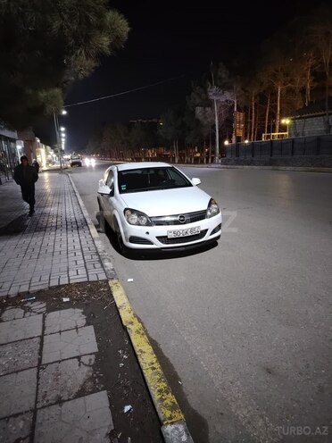 Opel Astra-12