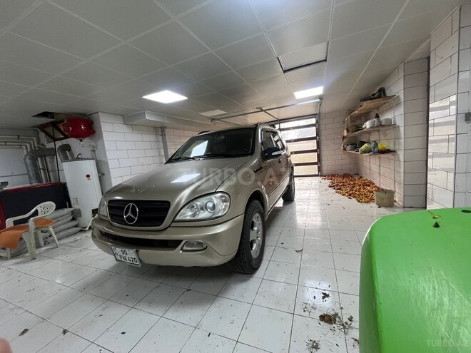 Mercedes ML 320 2001, 331,060 km - 3.2 л - Quba