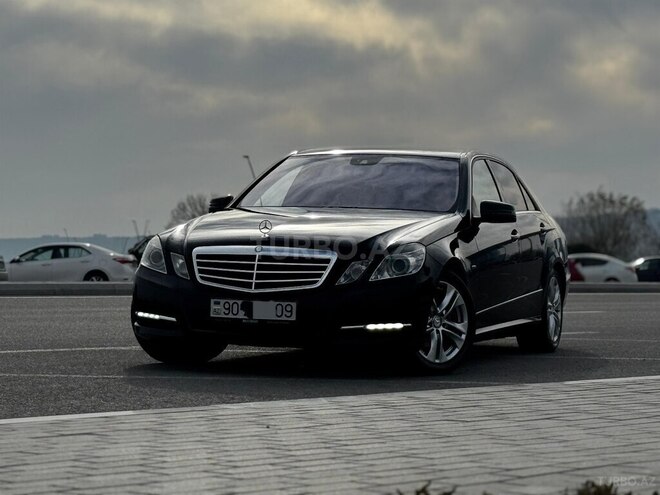 Mercedes E 200-1