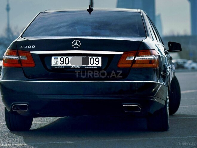 Mercedes E 200-5