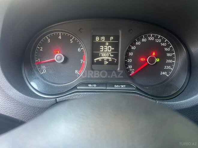 Volkswagen Polo 2016, 183,650 km - 1.6 l - Bakı
