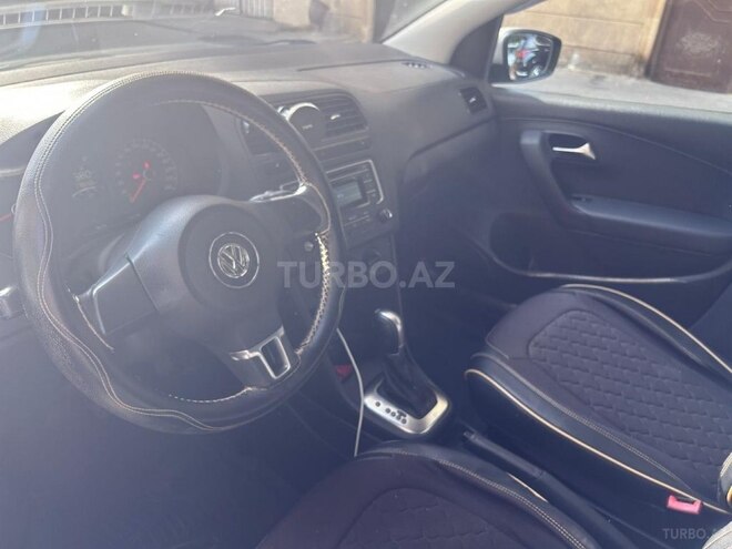 Volkswagen Polo 2016, 183,650 km - 1.6 l - Bakı
