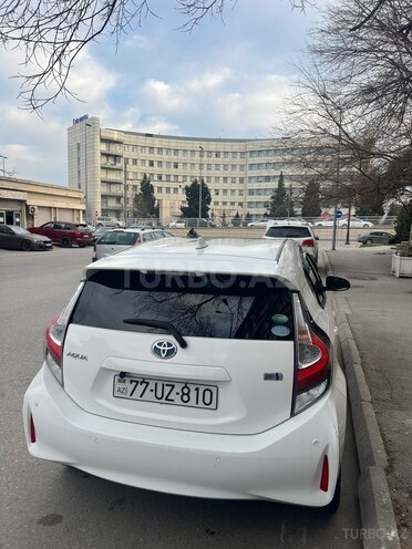 Toyota Aqua 2020, 72,000 km - 1.5 л - Bakı